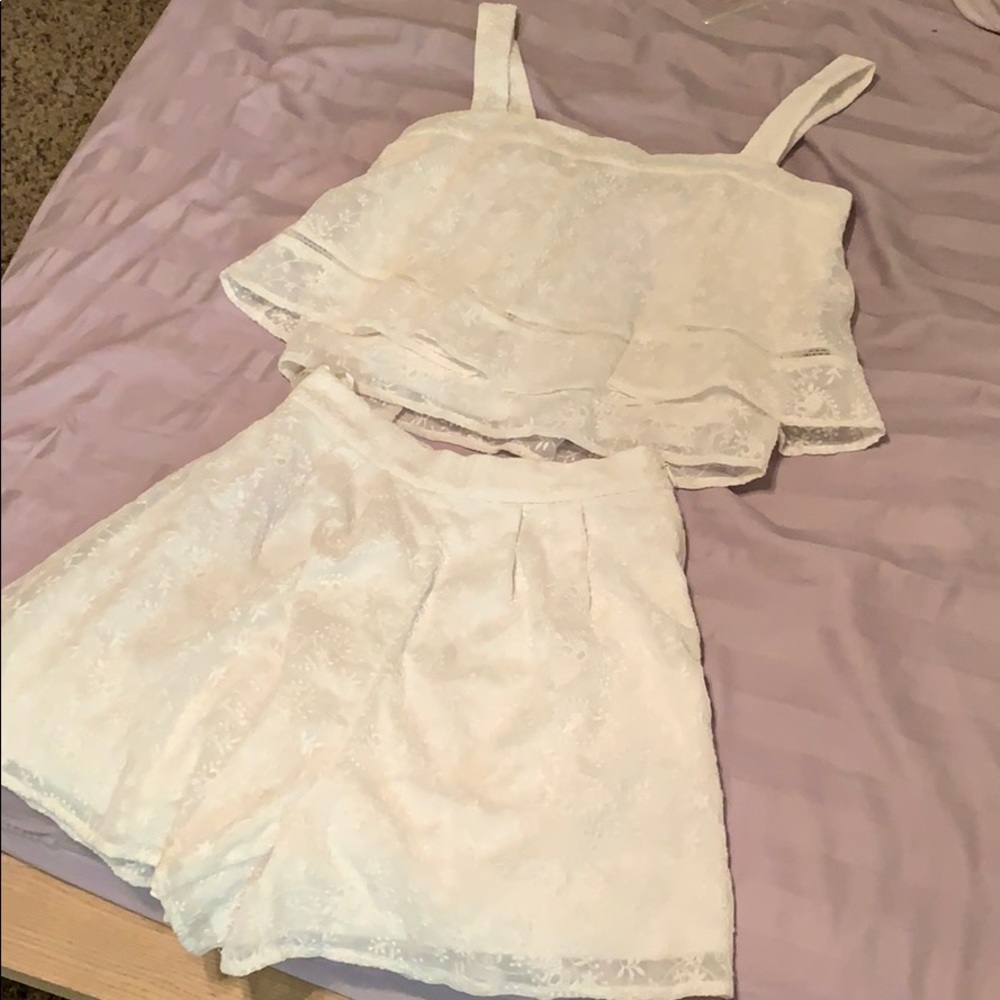Snidel white lace top and shorts
